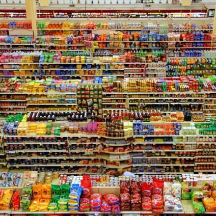 Packaged foods in a supermarket for learning how to read nutrition labels